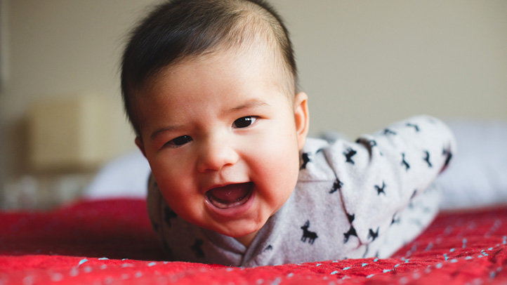 newborn play